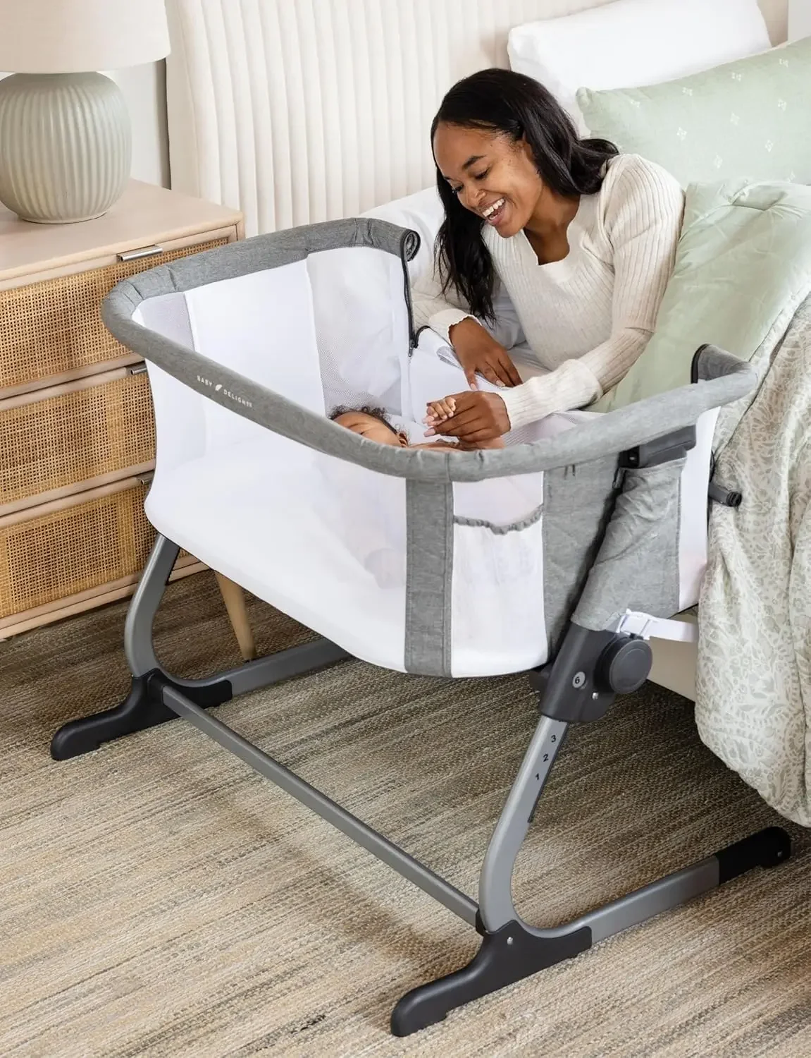 Łóżeczko przyłóżkowe z regulac – Bassinet Bedside Sleeper recenzja i cena